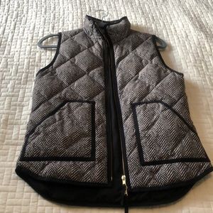 JCREW HERRINGBONE puffer vest